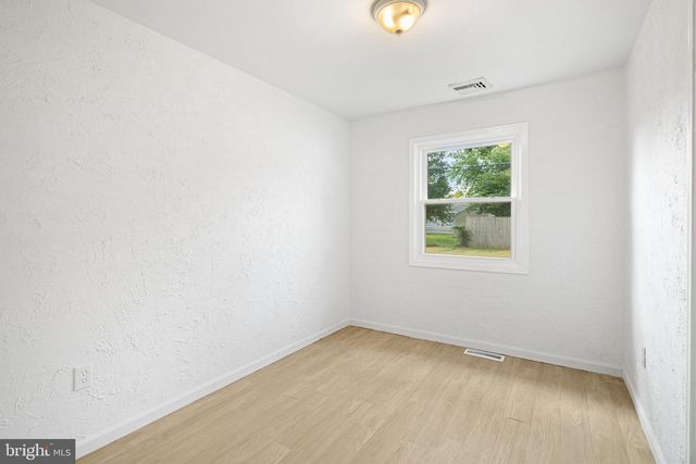 906 STEPHEN AVE, Croydon, PA 19021
