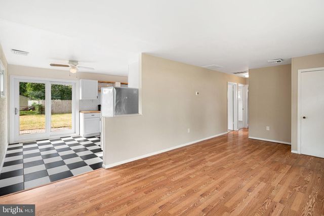 906 STEPHEN AVE, Croydon, PA 19021