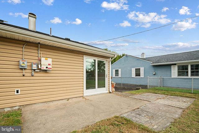 906 STEPHEN AVE, Croydon, PA 19021