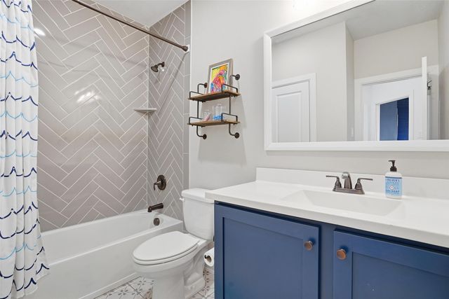 13729 Parkline Way, Fort Worth, TX 76008