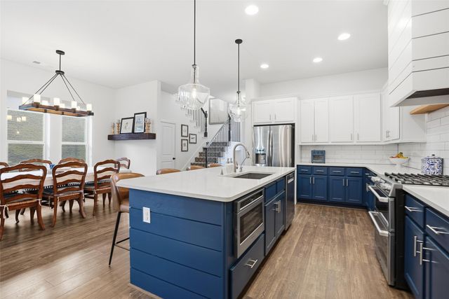 13729 Parkline Way, Fort Worth, TX 76008