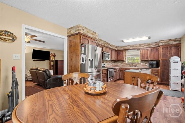 325 Groveland Nevils Road, Pembroke, GA 31321