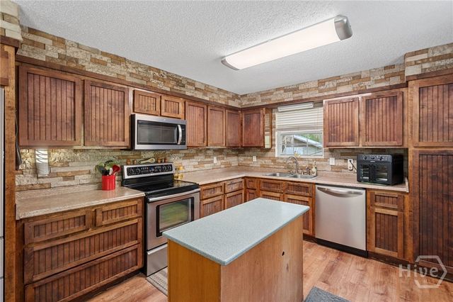 325 Groveland Nevils Road, Pembroke, GA 31321