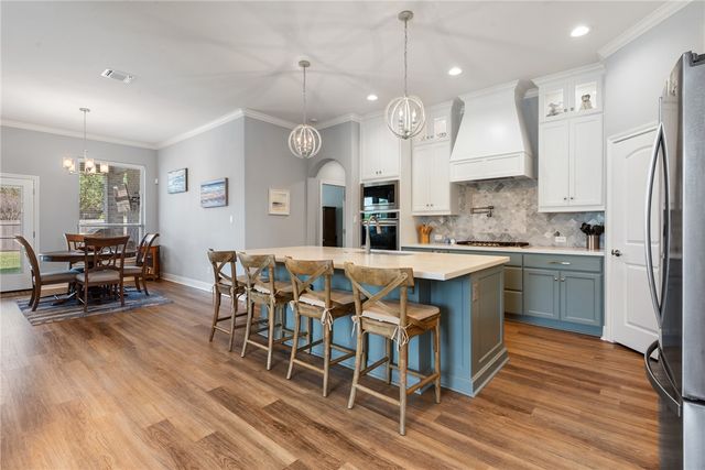 4345 Fox River Lane, Bryan, TX 77802