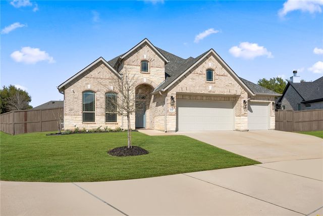 4345 Fox River Lane, Bryan, TX 77802