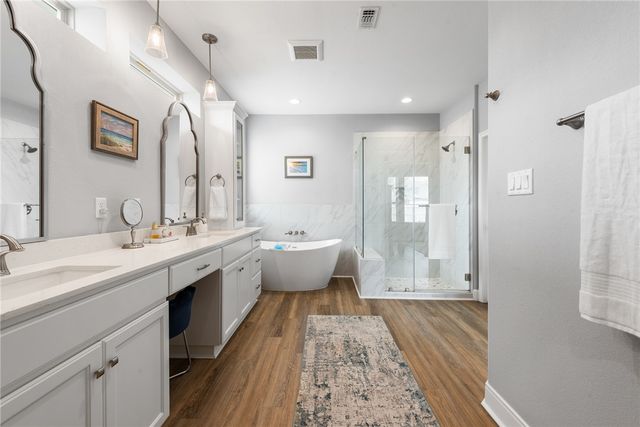 4345 Fox River Lane, Bryan, TX 77802