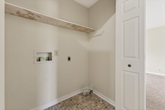 557 Anita Dr, Clarksville, TN 37042