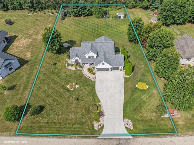 S4166 Whispering Pines Drive, Baraboo, WI 53913