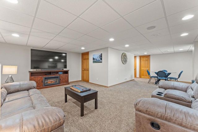 S4166 Whispering Pines Drive, Baraboo, WI 53913