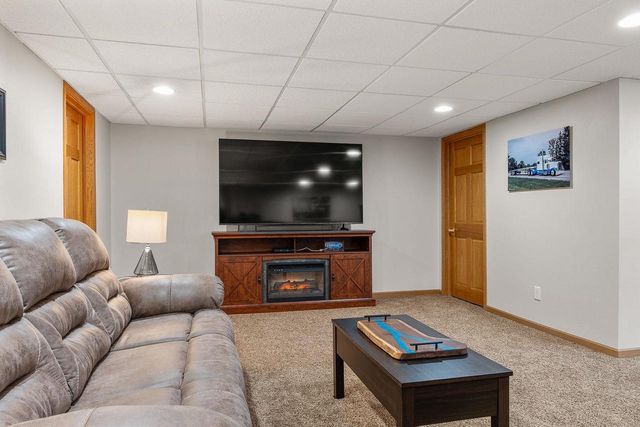 S4166 Whispering Pines Drive, Baraboo, WI 53913