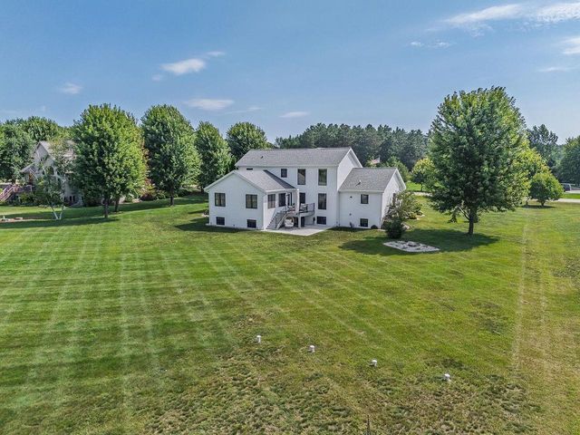 S4166 Whispering Pines Drive, Baraboo, WI 53913
