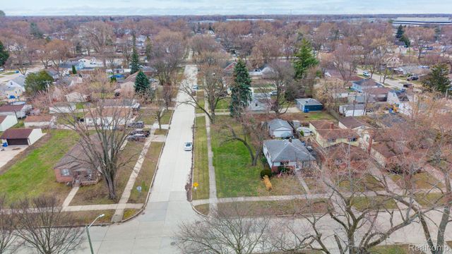 00 Powers Avenue, Dearborn Heights, MI 48125