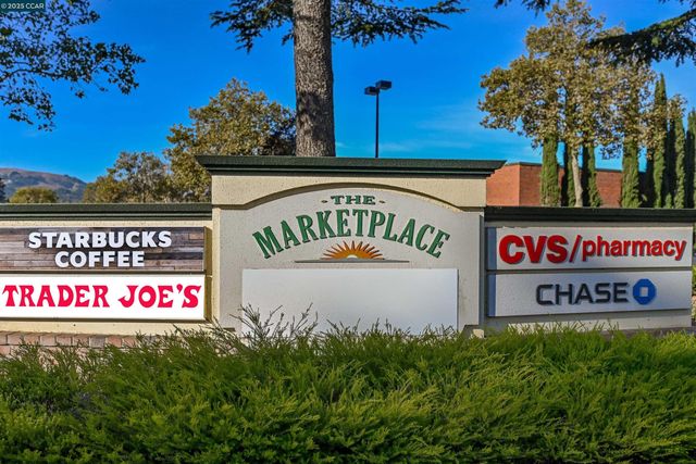 255 Reflections Dr 21, San Ramon, CA 94583