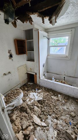 5320 E Burgess Avenue, Indianapolis, IN 46219