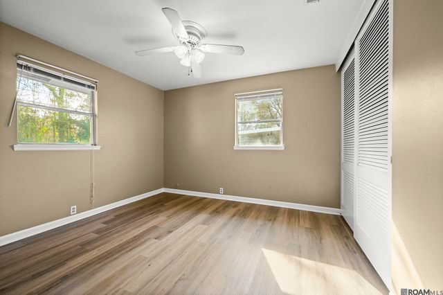 3584 Courtland Dr, Baton Rouge, LA 70814