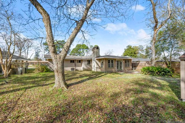 3584 Courtland Dr, Baton Rouge, LA 70814