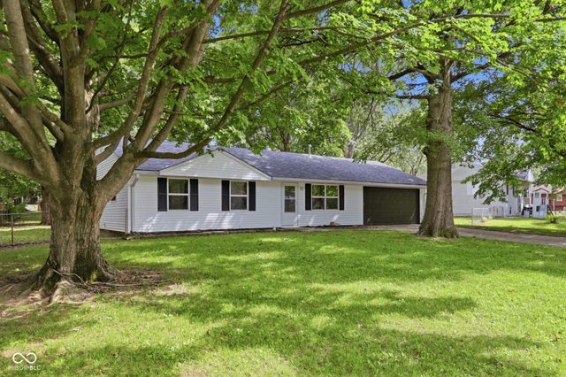 1225 Ridge Top Drive, Greenwood, IN 46142