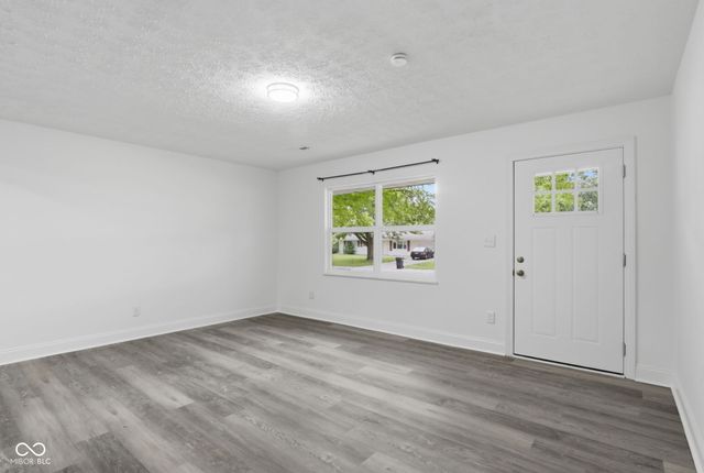 1225 Ridge Top Drive, Greenwood, IN 46142