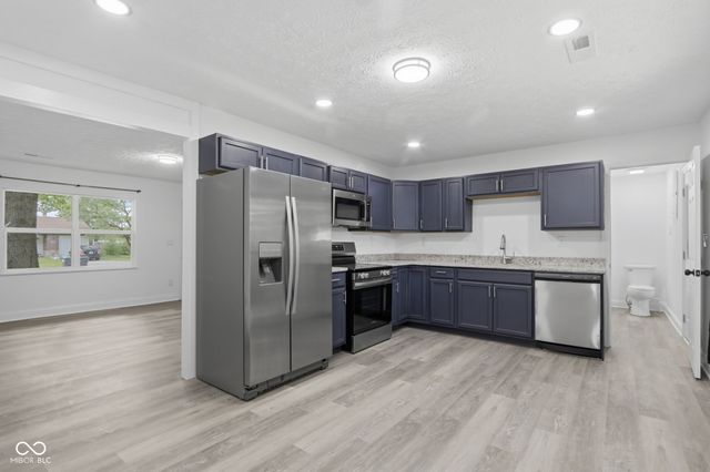 1225 Ridge Top Drive, Greenwood, IN 46142