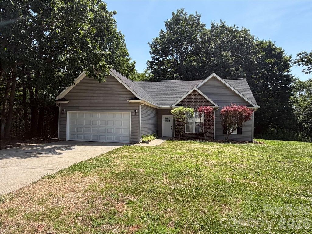3930 Ashland Drive, Maiden, NC 28650