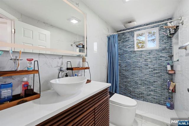71 Spring Street, Nutley, NJ 07110