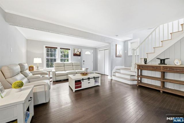 71 Spring Street, Nutley, NJ 07110
