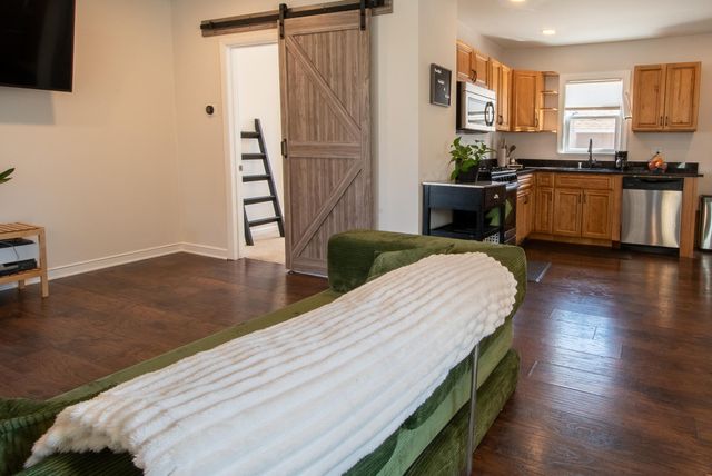 4370 Adair Avenue N, Crystal, MN 55422