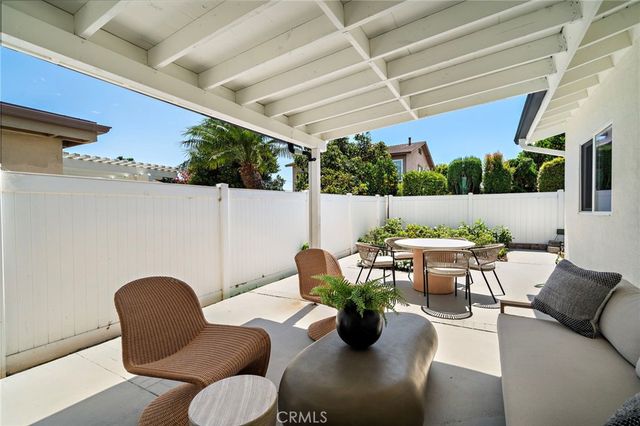 9162 Brabham Drive, Huntington Beach, CA 92646