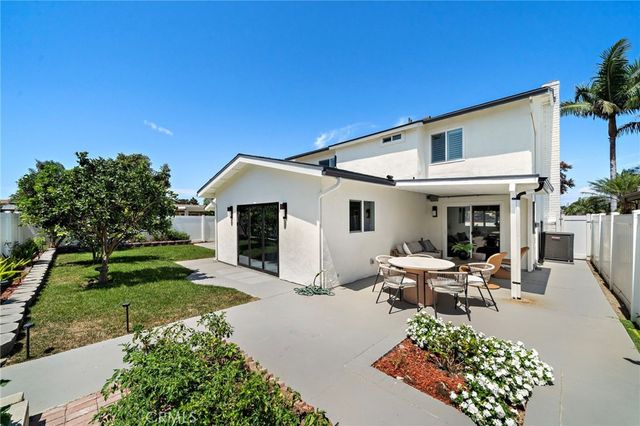 9162 Brabham Drive, Huntington Beach, CA 92646