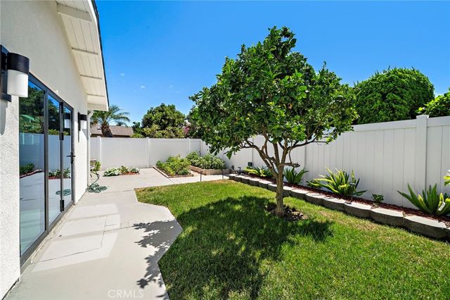 9162 Brabham Drive, Huntington Beach, CA 92646