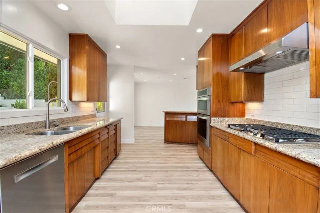 312 Avenida Atezada, Redondo Beach, CA 90277