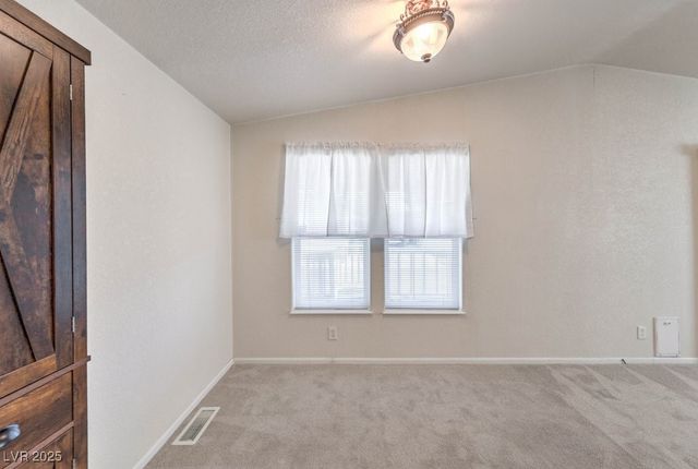 581 Montecito Drive, Pahrump, NV 89048