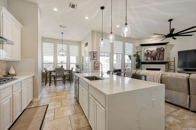 7515 McKinney, San Antonio, TX 78254