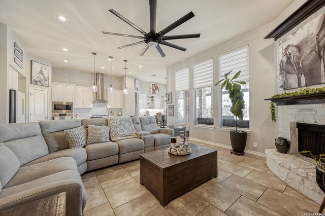 7515 McKinney, San Antonio, TX 78254