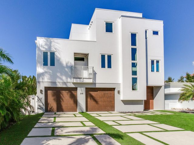 208 171ST AVENUE E, North Redington Beach, FL 33708