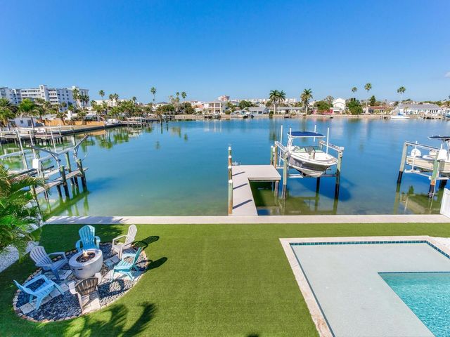 208 171ST AVENUE E, North Redington Beach, FL 33708