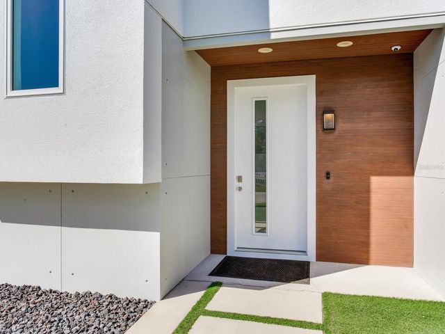 208 171ST AVENUE E, North Redington Beach, FL 33708