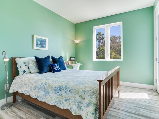 208 171ST AVENUE E, North Redington Beach, FL 33708