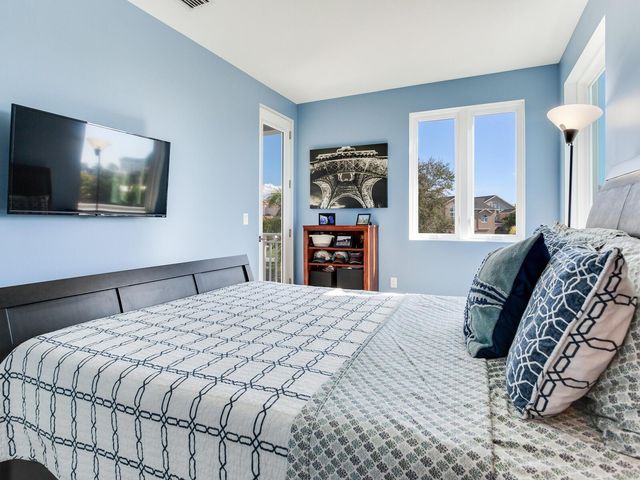 208 171ST AVENUE E, North Redington Beach, FL 33708