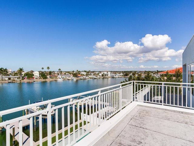 208 171ST AVENUE E, North Redington Beach, FL 33708