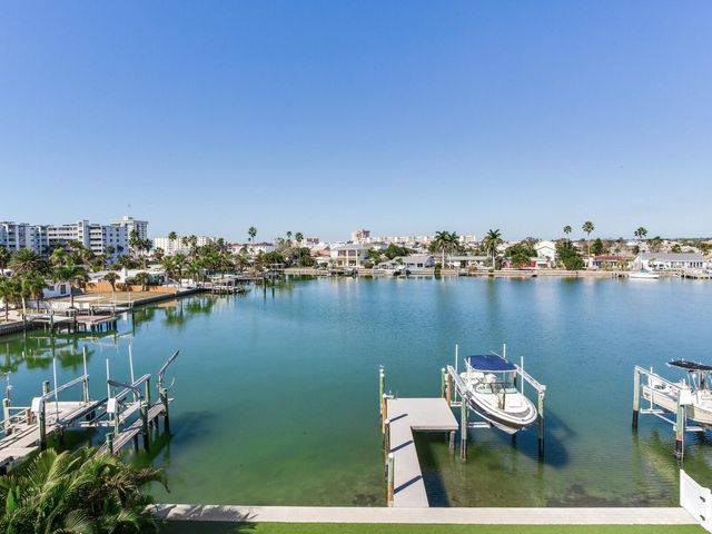 208 171ST AVENUE E, North Redington Beach, FL 33708