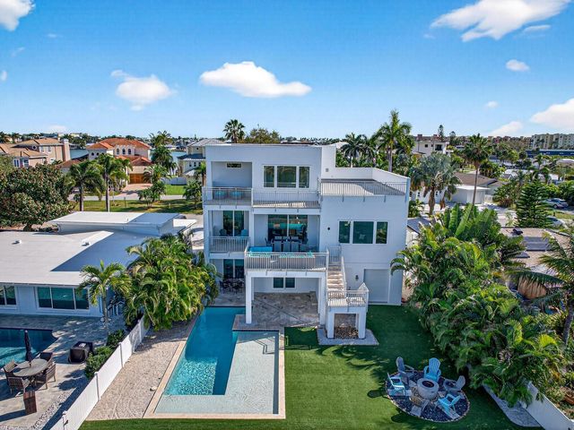 208 171ST AVENUE E, North Redington Beach, FL 33708