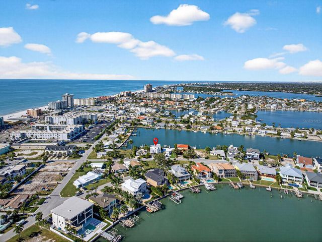 208 171ST AVENUE E, North Redington Beach, FL 33708