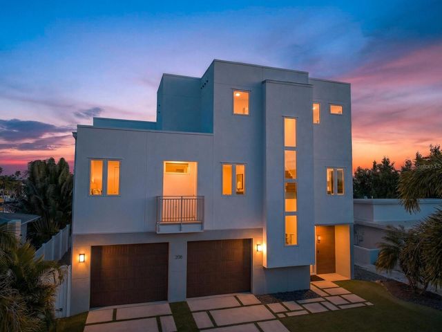 208 171ST AVENUE E, North Redington Beach, FL 33708