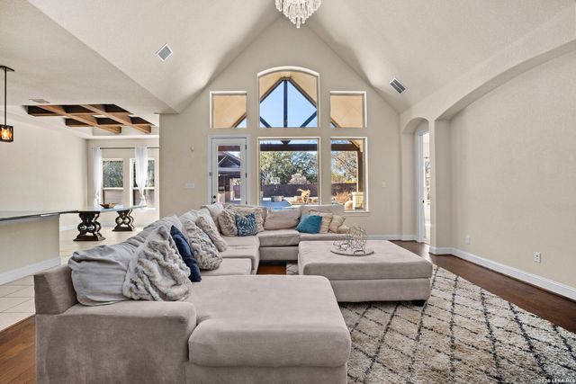 13606 Beck Ml, San Antonio, TX 78253