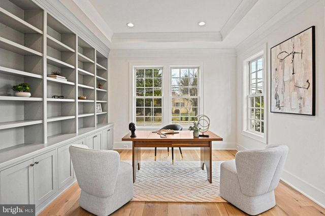 352 AYR HILL AVE NE, Vienna, VA 22180