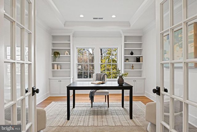 352 AYR HILL AVE NE, Vienna, VA 22180