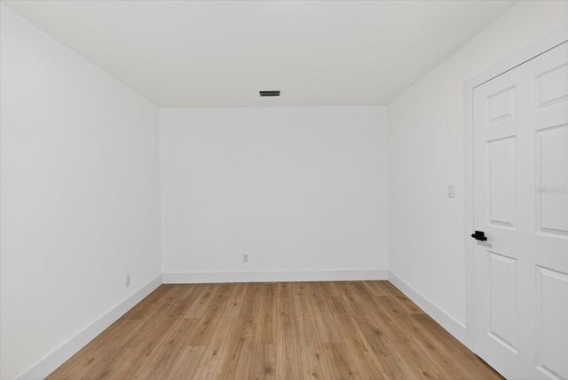 6124 E 111TH AVENUE, Tampa, FL 33617