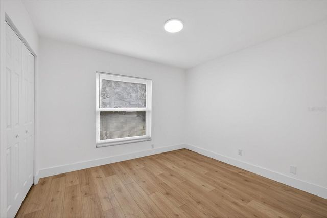 6124 E 111TH AVENUE, Tampa, FL 33617