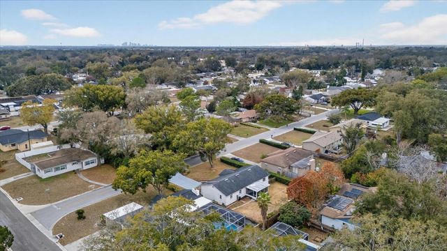 6124 E 111TH AVENUE, Tampa, FL 33617